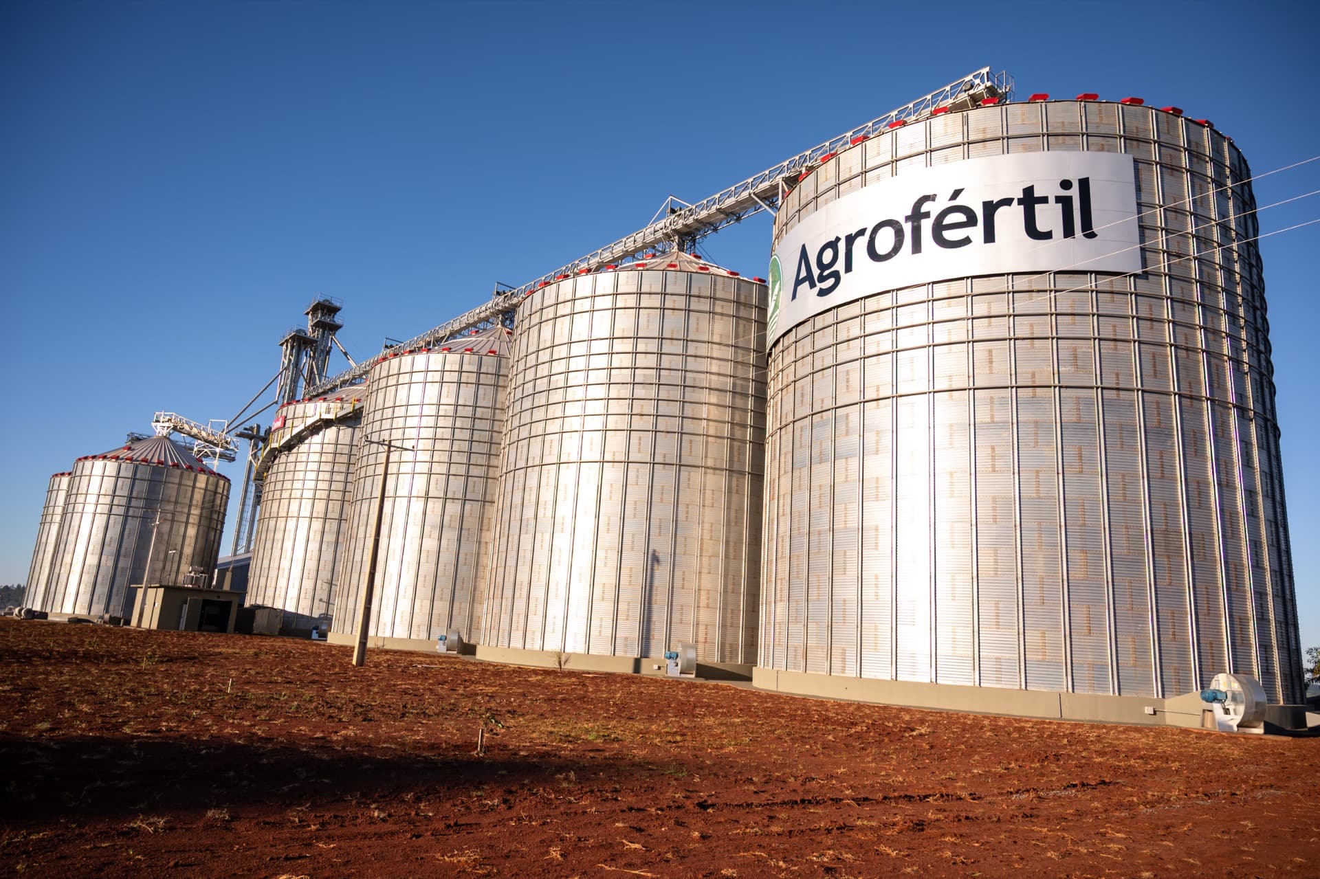 Estructura de almacenamiento del silo Agrofértil número 30 en Itapúa